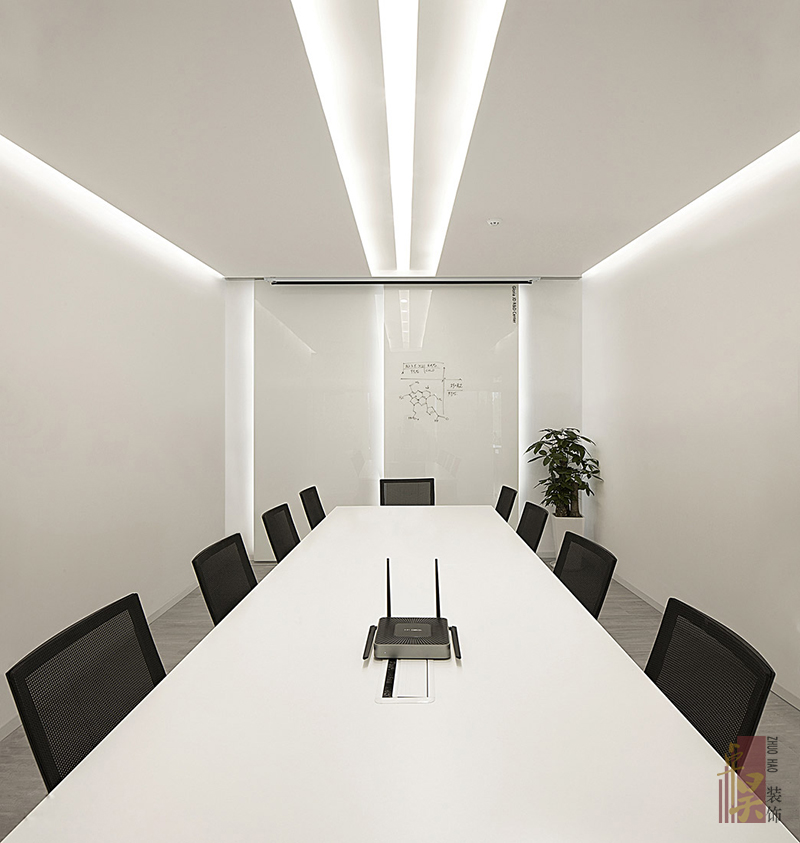 长沙望城办公楼设计如何扩展室内空间并保证舒适性示意图